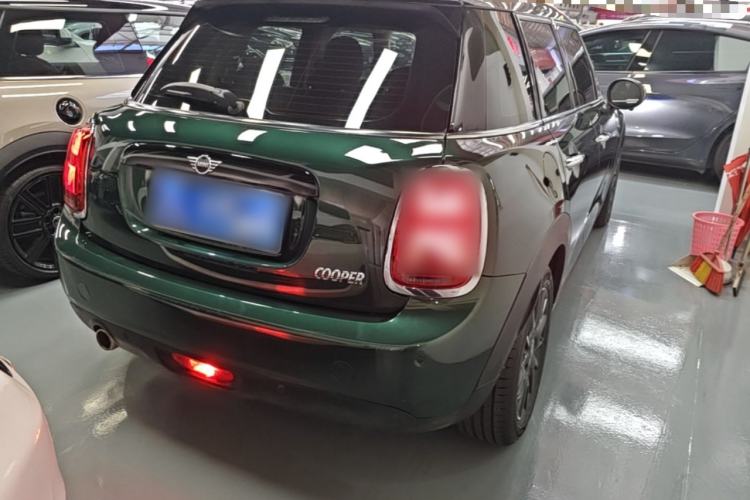 Used MINI 2018 1.5T COOPER Classic Edition Five-Door Version Rear Right 45 Deg