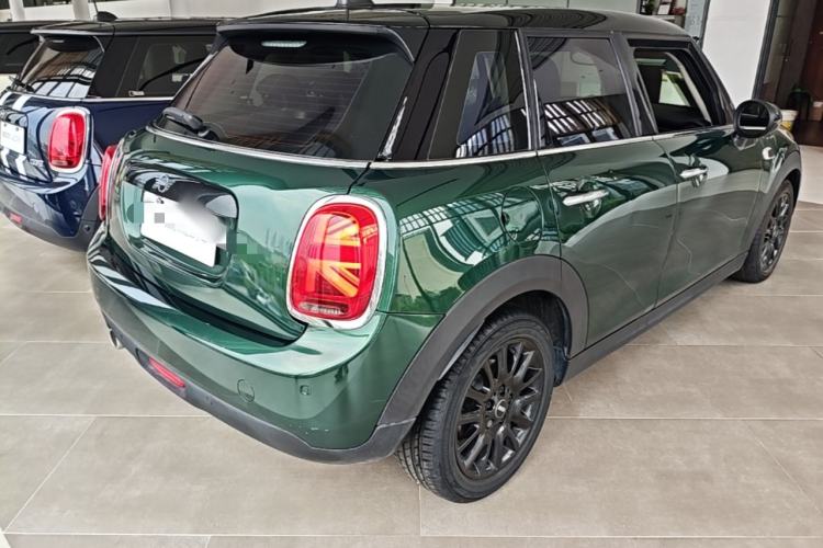 Used MINI 2018 1.5T COOPER Classic Edition Five-Door Version Rear Right 45 Deg