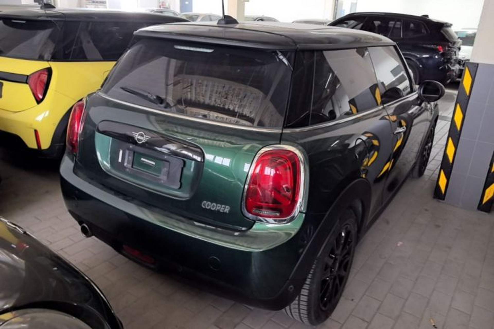 Used MINI 2018 1.5T COOPER Classic Edition Rear Right 45 Deg
