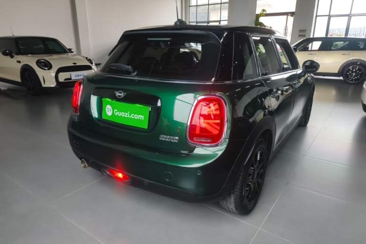 Used MINI 2018 1.5T COOPER Classic Edition Five-Door Version Rear Right 45 Deg