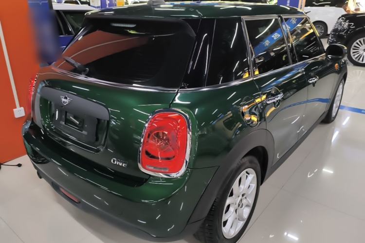 Used MINI 2018 1.5T ONE Five-Door Edition Rear Right 45 Deg