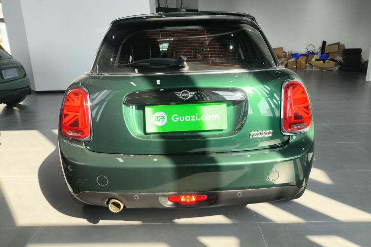 Used MINI 2018 1.5T COOPER Classic Edition Five-Door Version Rear