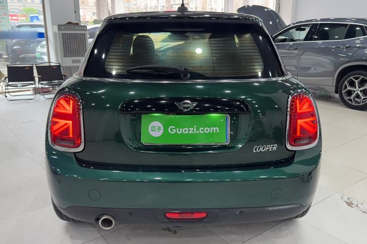Used MINI 2018 1.5T COOPER Classic Edition Five-Door Version Rear