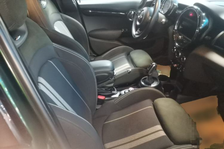 Used MINI 2018 1.5T COOPER Racing Edition Five-Door Version Right Front Seat