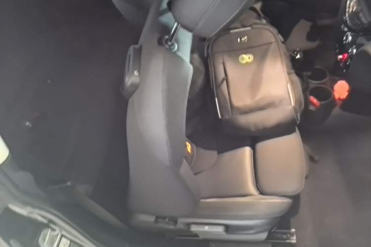Used MINI 2018 1.5T COOPER Classic Edition Right Front Seat