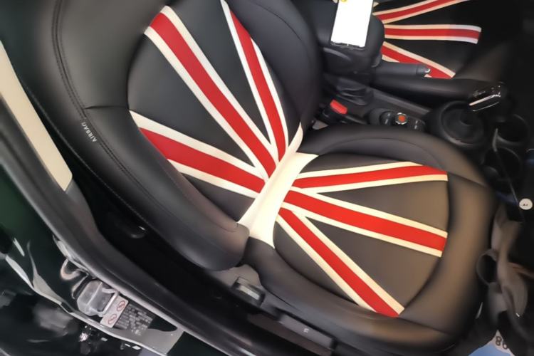 Used MINI 2018 1.5T ONE Five-Door Edition Right Front Seat