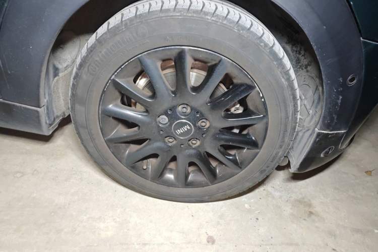 Used MINI 2018 1.5T COOPER Classic Edition Five-Door Version Right Front Wheel Hub