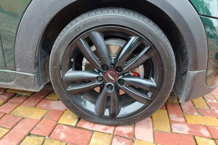 Used MINI 2018 1.5T COOPER Racing Driver Right Front Wheel Hub