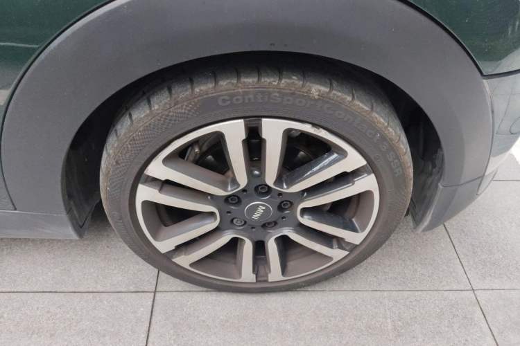 Used MINI 2018 1.5T COOPER Artist Right Front Wheel Hub