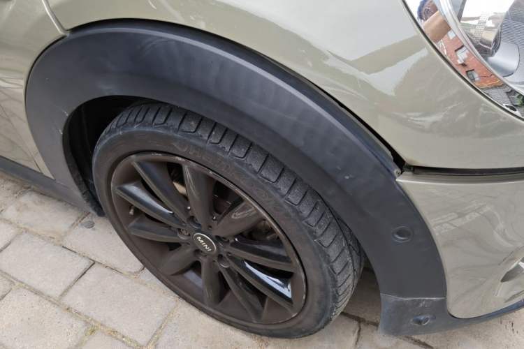 Used MINI 2018 1.5T COOPER Artist Right Front Wheel Hub