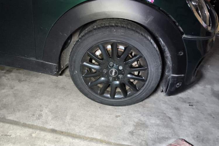 Used MINI 2018 1.5T COOPER Classic Edition Right Front Wheel Hub