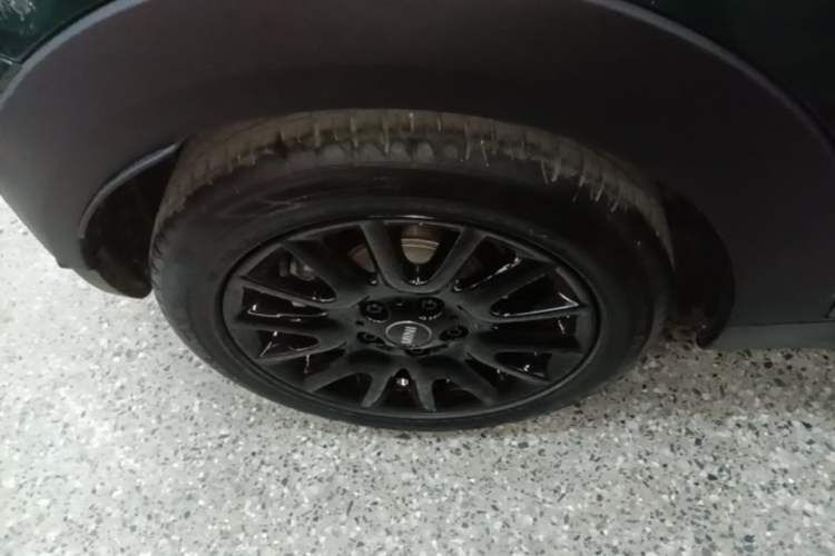 Used MINI 2018 1.5T ONE PLUS Right Rear Wheel Hub