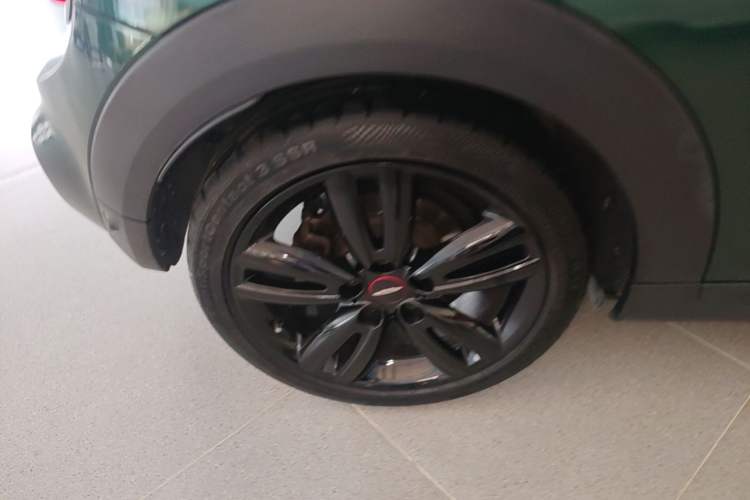 Used MINI 2018 1.5T COOPER Racing Driver Right Rear Wheel Hub