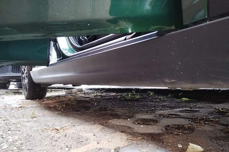 Used MINI 2018 1.5T COOPER Classic Edition Five-Door Version Right Side Sill