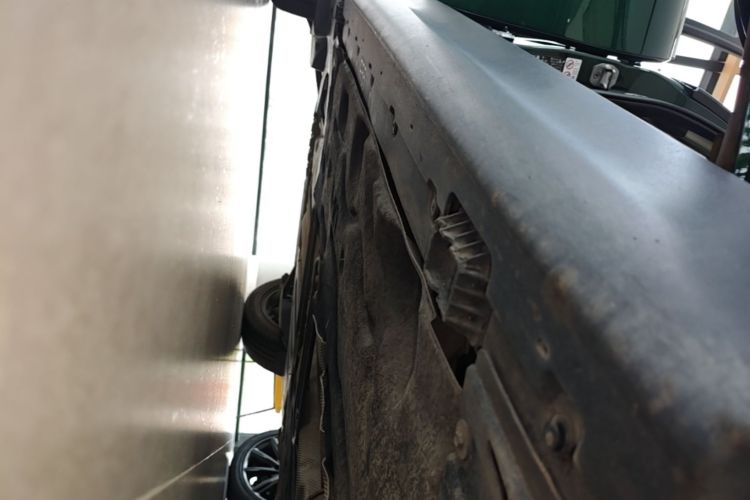 Used MINI 2018 1.5T COOPER Classic Edition Five-Door Version Right Side Sill