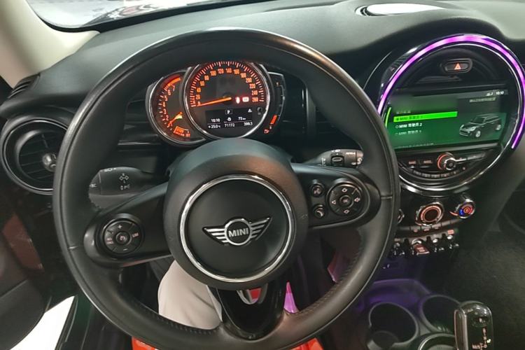 Used MINI 2018 1.5T COOPER Classic Edition Steering Wheel