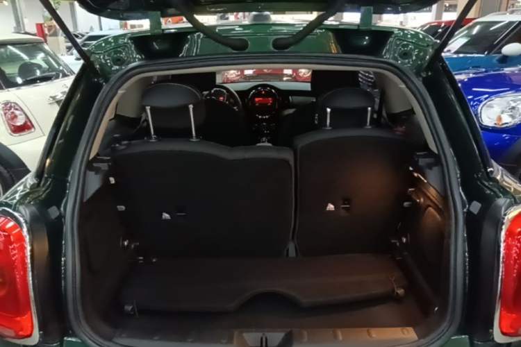 Used MINI 2018 1.5T ONE PLUS Trunk
