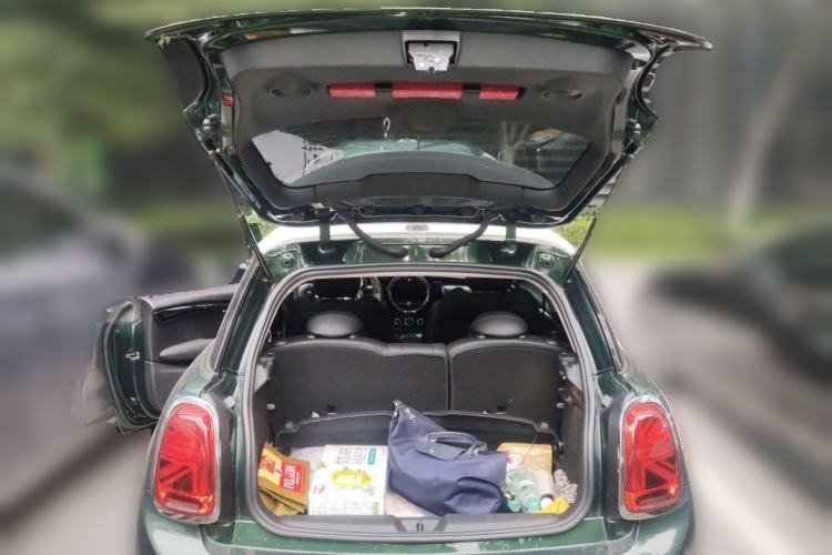 Used MINI 2018 1.5T COOPER Artist Trunk