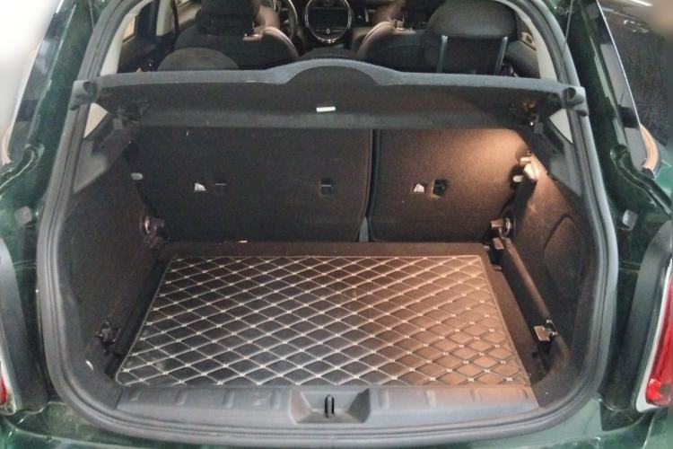Used MINI 2018 1.5T COOPER Classic Edition Five-Door Version Trunk