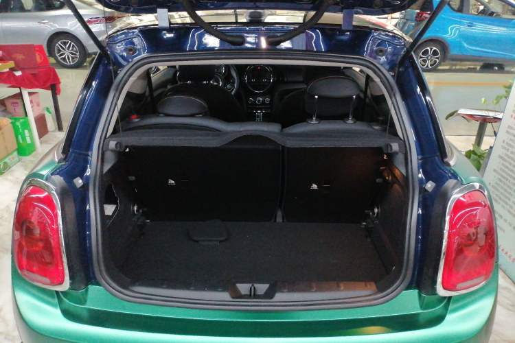 Used MINI 2018 1.5T ONE PLUS Trunk