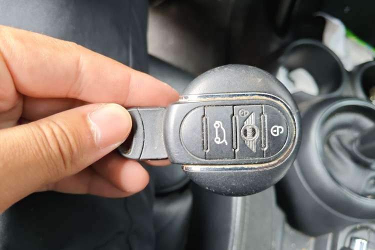 Used MINI 2018 1.5T COOPER Artist Vehicle Key