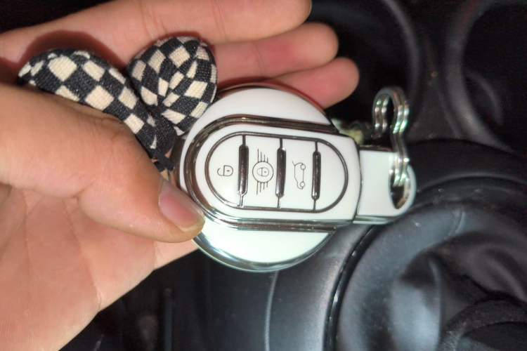 Used MINI 2018 1.5T COOPER Classic Edition Vehicle Key
