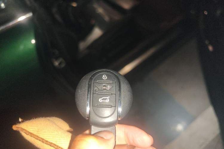 Used MINI 2018 1.5T COOPER CABRIO Classic Edition Vehicle Key