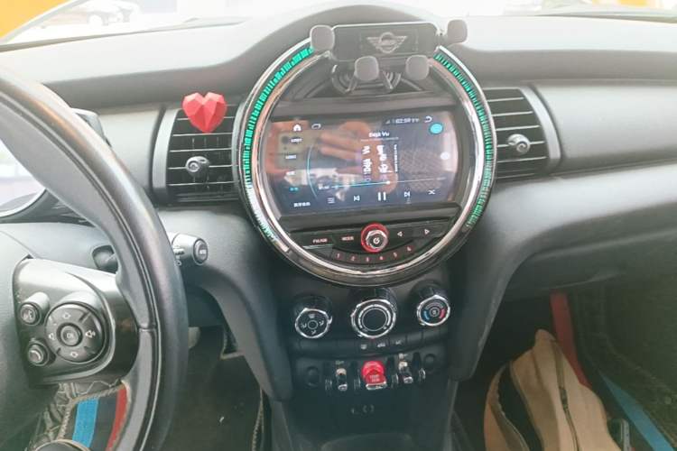 Used MINI 2018 1.5T ONE PLUS Audio And AC Panel