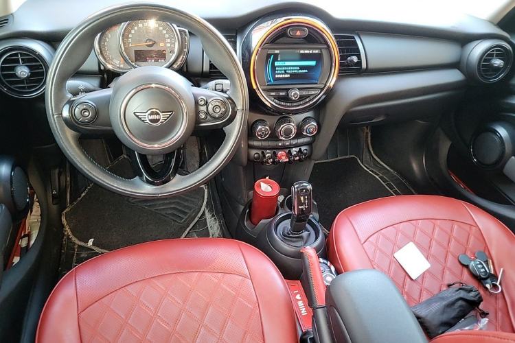Used MINI 2018 1.5T ONE Five-Door Edition Center Console