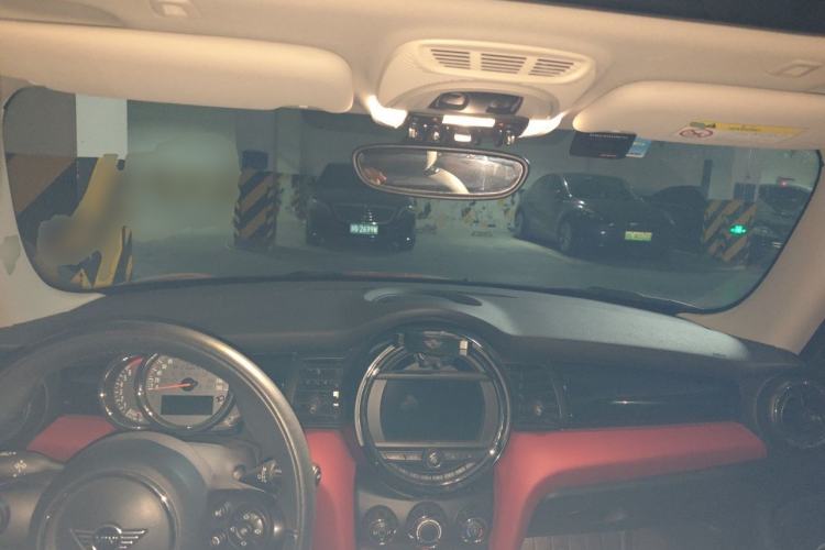 Used MINI 2018 1.5T ONE PLUS Center Console