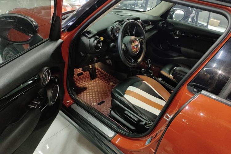 Used MINI 2018 1.5T ONE PLUS Five-Door Edition Driver Seat