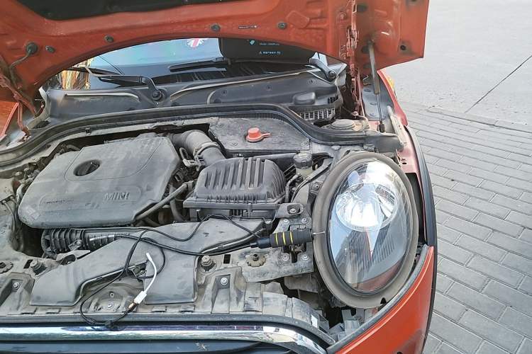Used MINI 2018 1.5T ONE Five-Door Edition Engine Bay Left