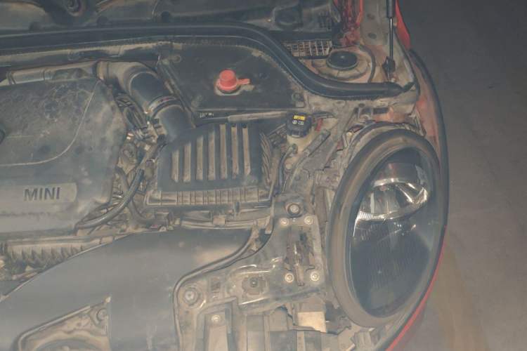 Used MINI 2018 1.5T ONE PLUS Engine Bay Left
