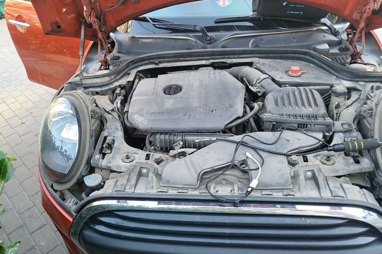 Used MINI 2018 1.5T ONE Five-Door Edition Engine Bay Right