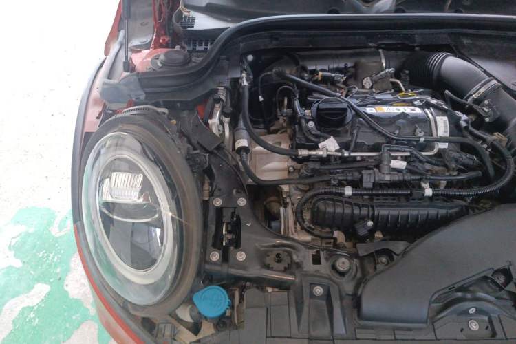 Used MINI 2018 1.5T COOPER Classic Edition Five-Door Version Engine Bay Right