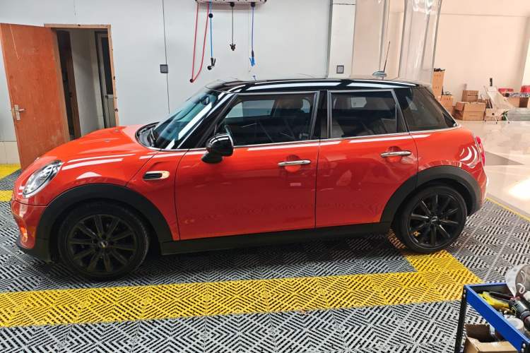 Used MINI 2018 1.5T COOPER Artist Five-Door Edition Exterior 3