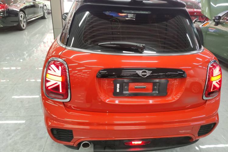 Used MINI 2018 1.5T COOPER Racing Edition Five-Door Version Exterior 4