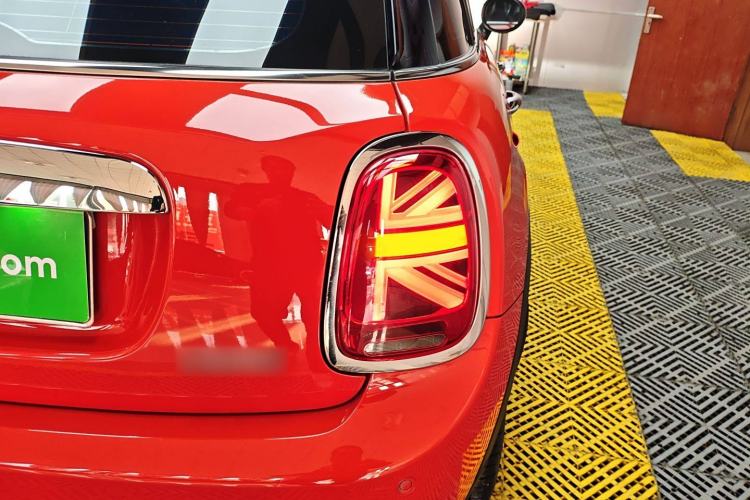 Used MINI 2018 1.5T COOPER Artist Five-Door Edition Exterior 6