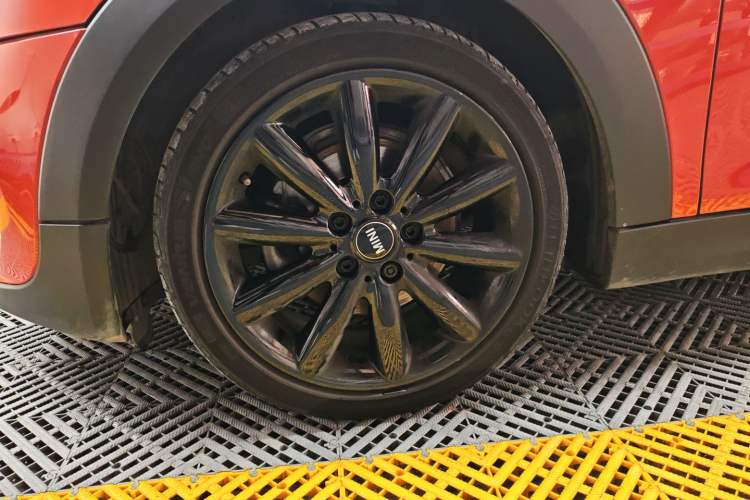 Used MINI 2018 1.5T COOPER Artist Five-Door Edition Exterior 7