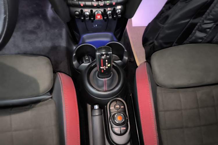 Used MINI 2018 2.0T COOPER S Racing Edition 5-door model Gear Lever