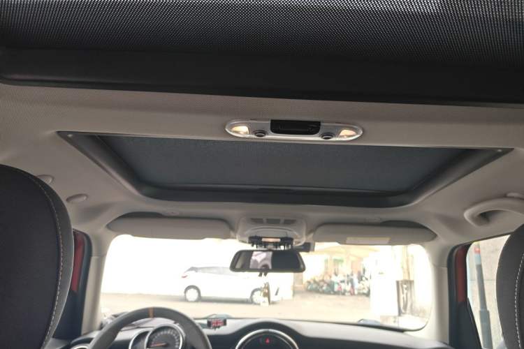 Used MINI 2018 1.5T ONE PLUS Five-Door Edition Headliner