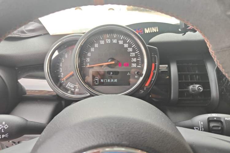 Used MINI 2018 1.5T ONE PLUS Five-Door Edition Instrument Cluster
