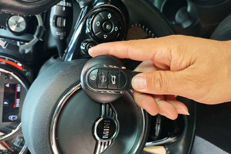 Used MINI 2018 1.5T COOPER Artist Five-Door Edition Interior 1