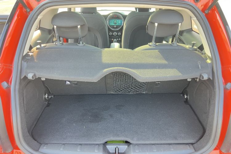 Used MINI 2018 1.5T COOPER Classic Edition Interior 4