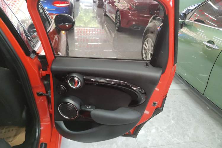 Used MINI 2018 1.5T COOPER Racing Edition Five-Door Version Interior 6