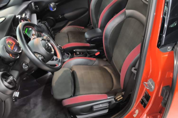 Used MINI 2018 2.0T COOPER S Racing Edition 5-door model Left Front Seat