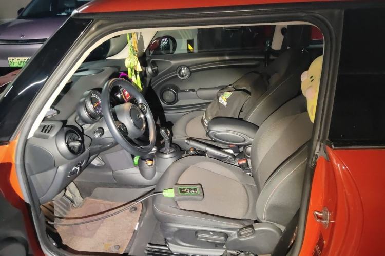 Used MINI 2018 1.5T ONE Left Front Seat