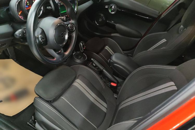 Used MINI 2018 1.5T COOPER Racing Edition Five-Door Version Left Front Seat