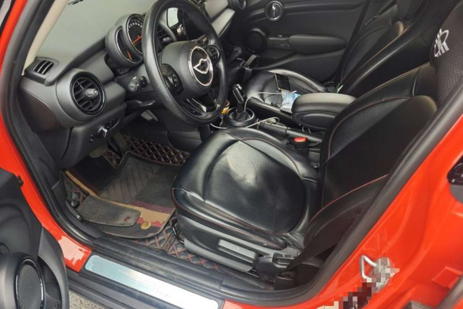 Used MINI 2018 1.5T ONE Five-Door Edition Left Front Seat
