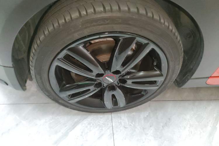 Used MINI 2018 1.5T COOPER Racing Edition Five-Door Version Left Front Wheel Hub